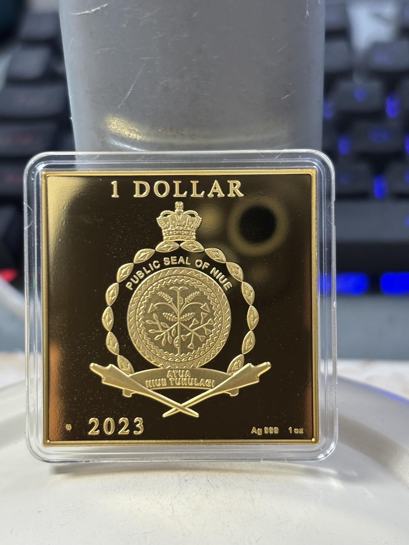 第188期拍卖 纽埃2023年世界名画系列梵高的两只螃蟹镀金彩银币1盎司,999银，发行999枚，