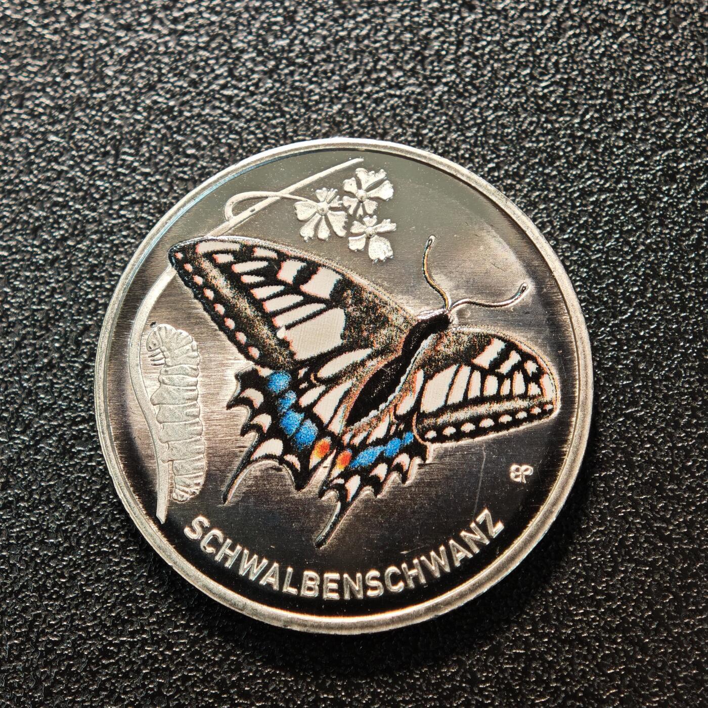 【德藏】世界币章拍卖第162期（拍品征集中~欢迎藏友联系） 2022-23年 德国昆虫乐园局部彩色5欧元纪念镍币 3枚一组 直径约：27.2mm/枚；重约：9.6g/枚