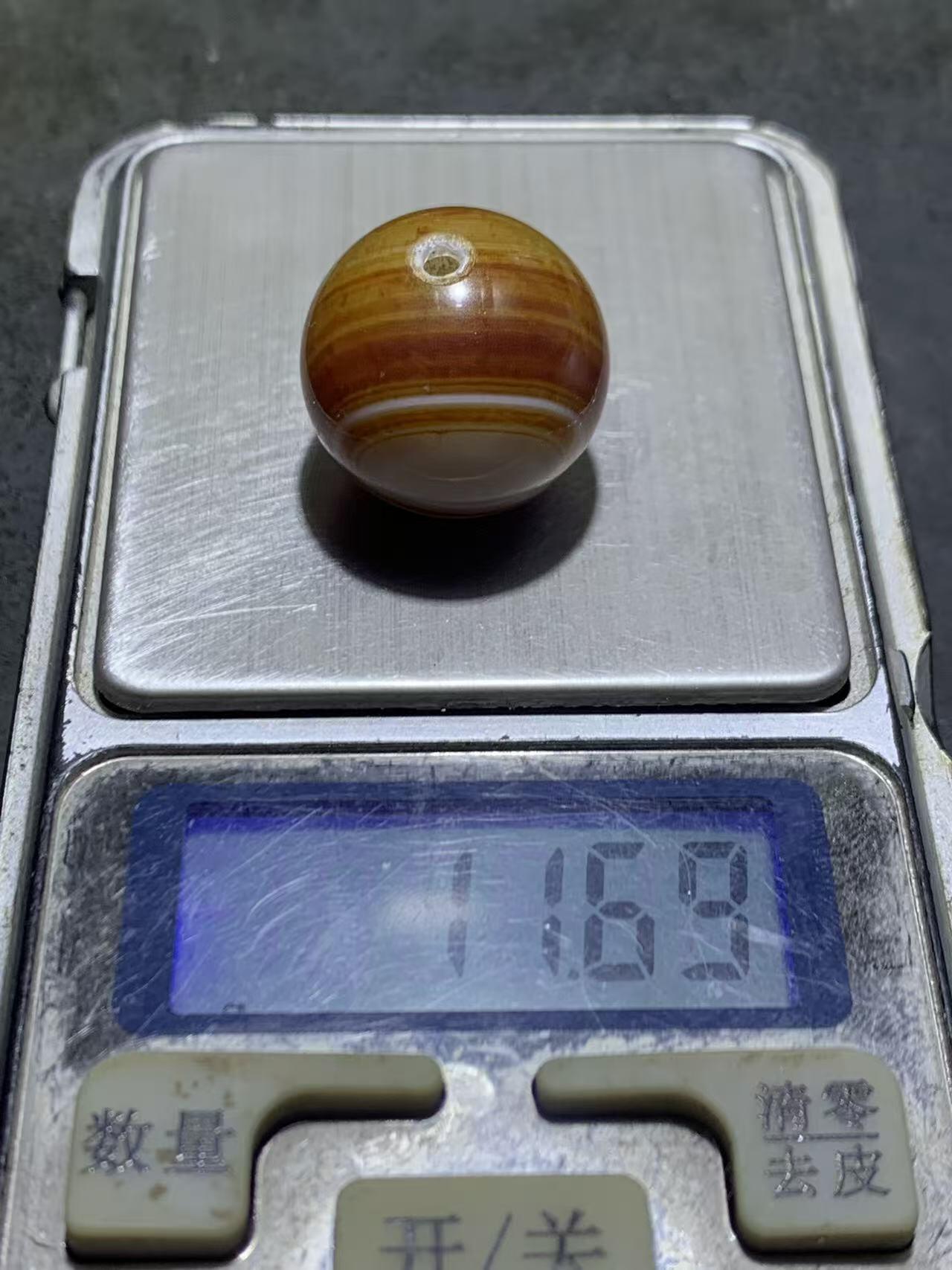 精美双天眼高玉化缠丝玛瑙2.0圆珠一颗，