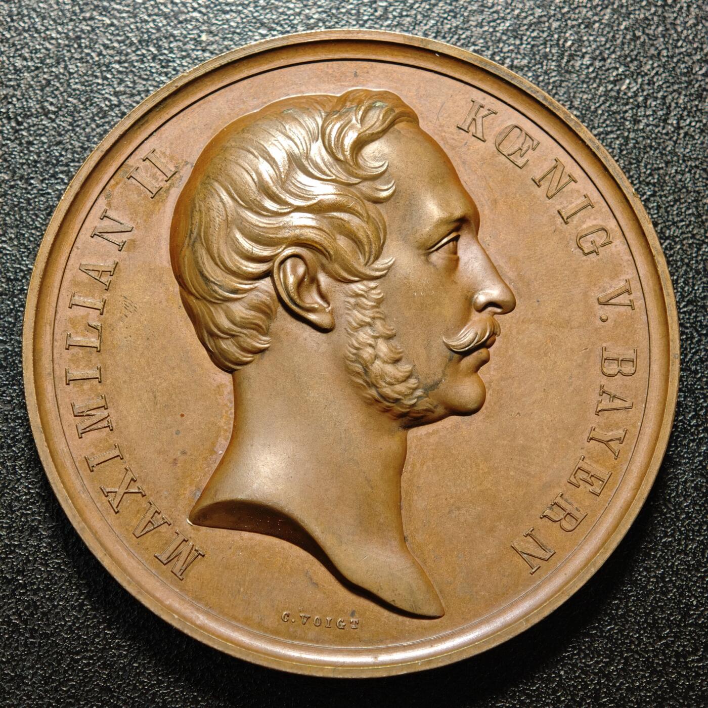 【德藏】世界币章拍卖第162期（拍品征集中~欢迎藏友联系） 1854年 德国巴伐利亚慕尼黑工业博览会高浮雕纪念大铜章 直径约：55.8mm；重约：86.7g