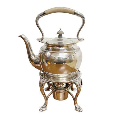上海拍卖行2025年秋季古董珍玩拍卖会 - 19世纪英国镀银提梁壶及酒精加热架(H:28cm)