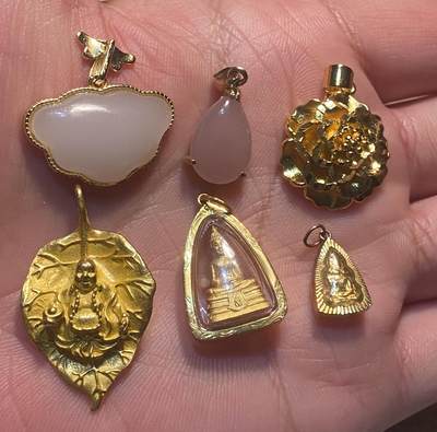 【旋风钱币】1月17日19:00准时开拍 精美欧洲币章、银币银章、第三帝国钱币等 全场包邮！ - 6个精美吊坠一起 如需细节图请联系