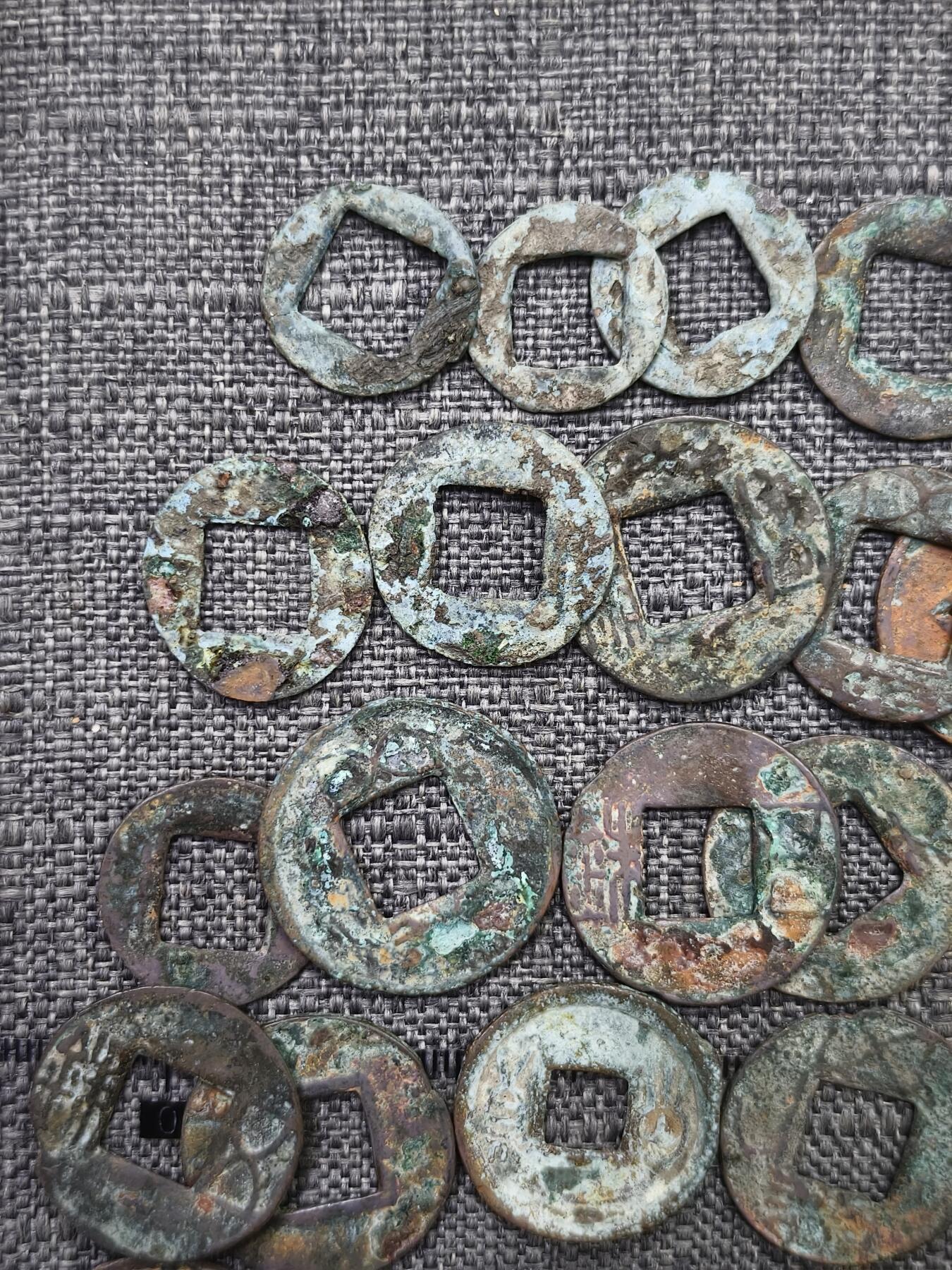 107期新疆红钱粟特钱币丝路钱币专场 五铢一组30个