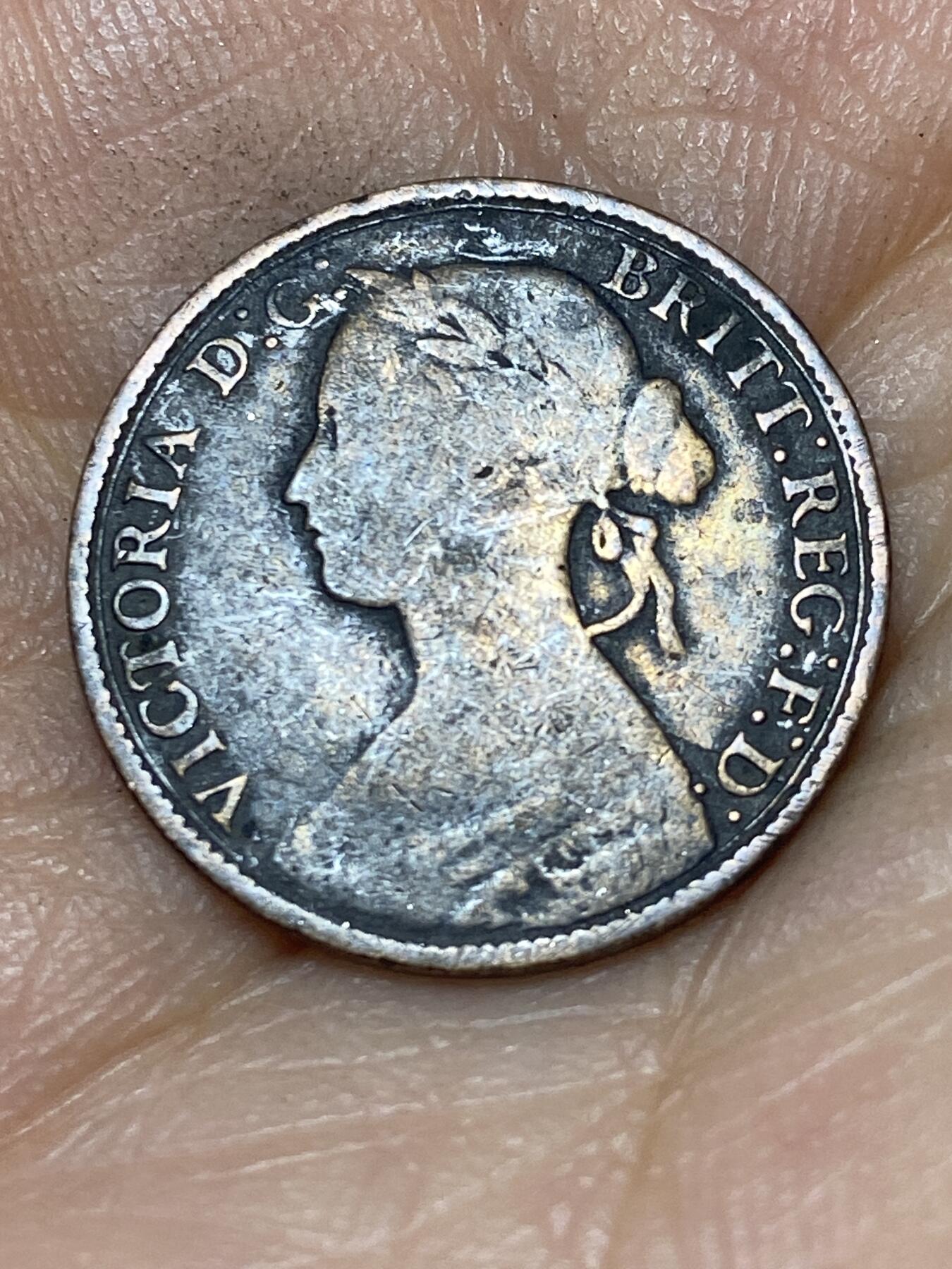 2026年第八场(总第一百七十七场）外国好品散币场(免佣金) 英国🇬🇧1860年1法新(维多利亚女王中年桂冠第一版，首发年，Toothed border–齿边缘)