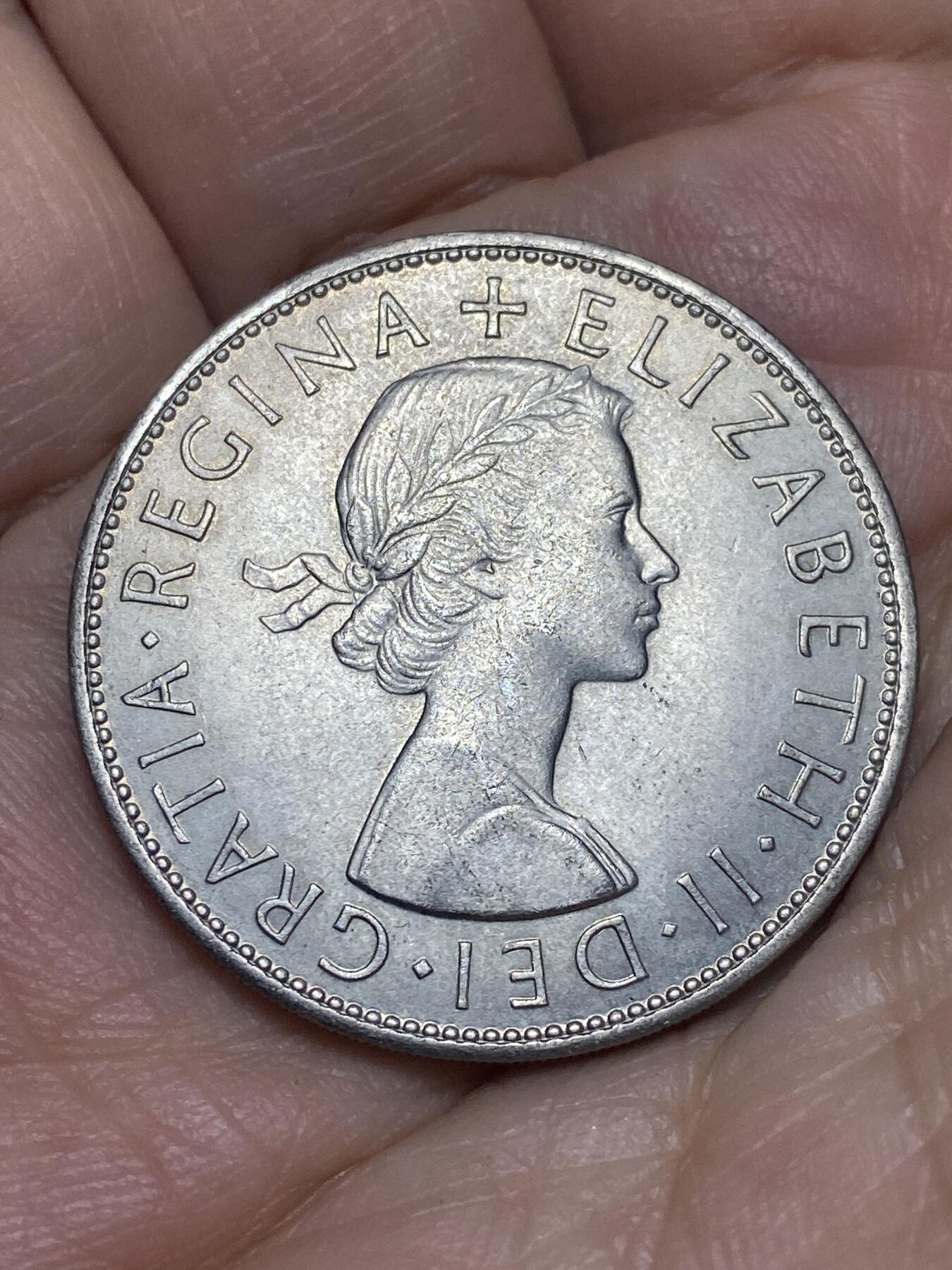 2026年第八场(总第一百七十七场）外国好品散币场(免佣金) 英国🇬🇧1966年半克朗(伊丽莎白二世青年桂冠第二版)