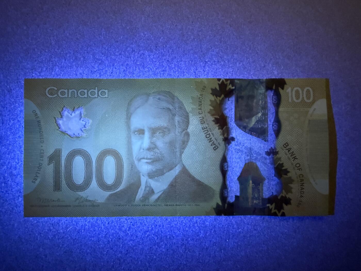 《艾美收藏》第229期-1.18周日外币荟萃 加拿大100元 AU 首发冠EKA 无4豹子号888