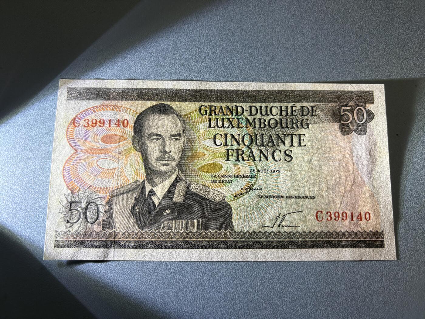 咖啡豆•收藏 2026年Jan_21th世界各国纸币拍卖 卢森堡 1972年 50法郎 全新UNC 外国纸币