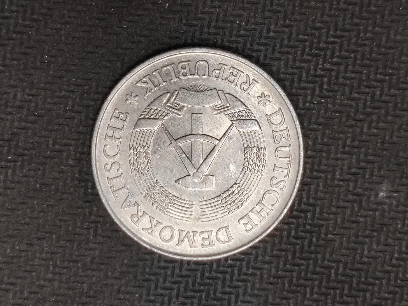 逸泉钱币2026C世界钱币纪念币专场第二组C1-400件 282民主德国硬币