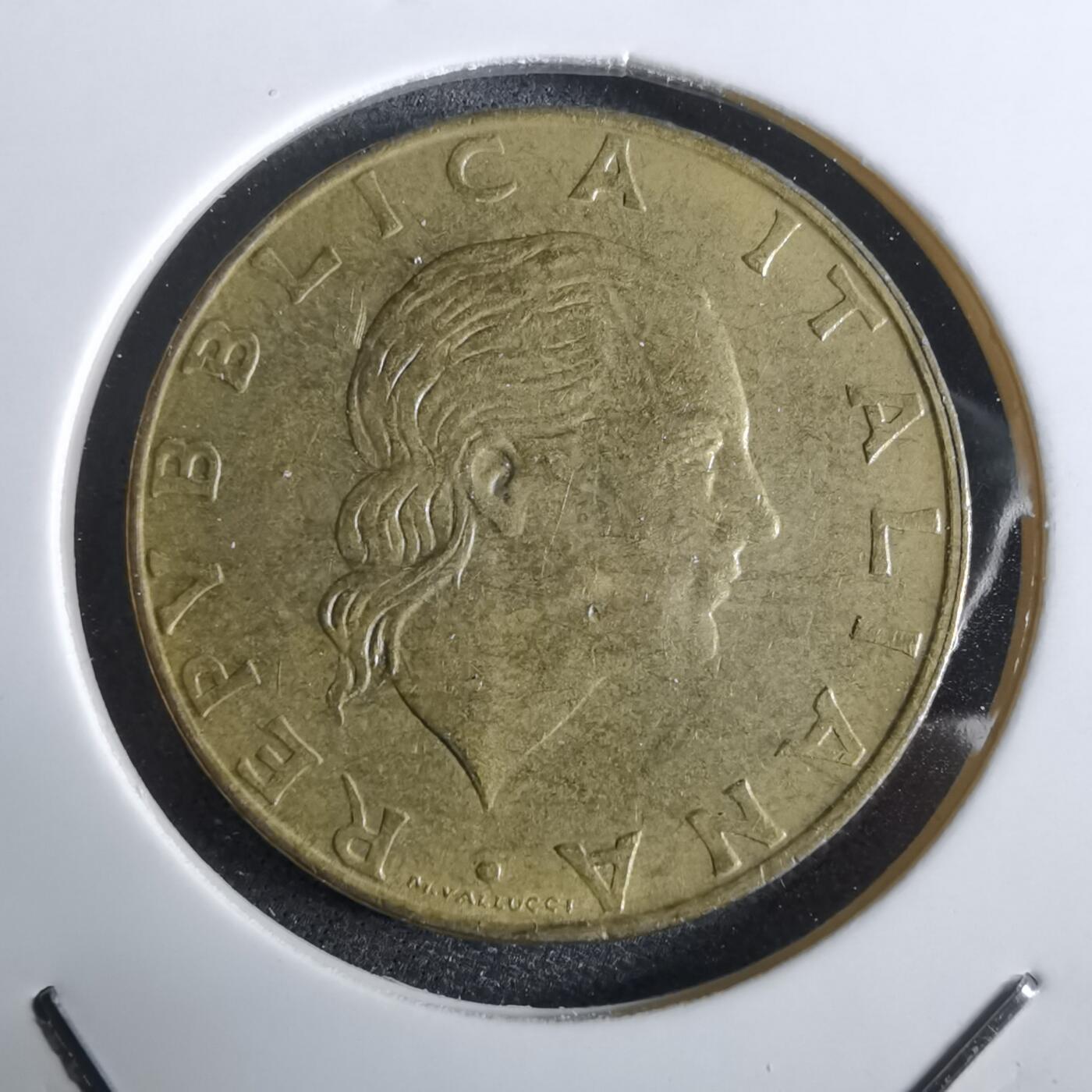 沼泽如烟--第961场 意大利1994年200里拉纪念币