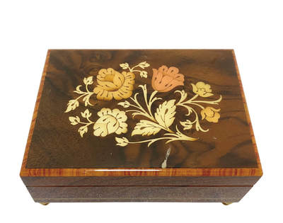 上海拍卖行2025年秋季古董珍玩拍卖会 - 意大利细木嵌音乐珠宝盒