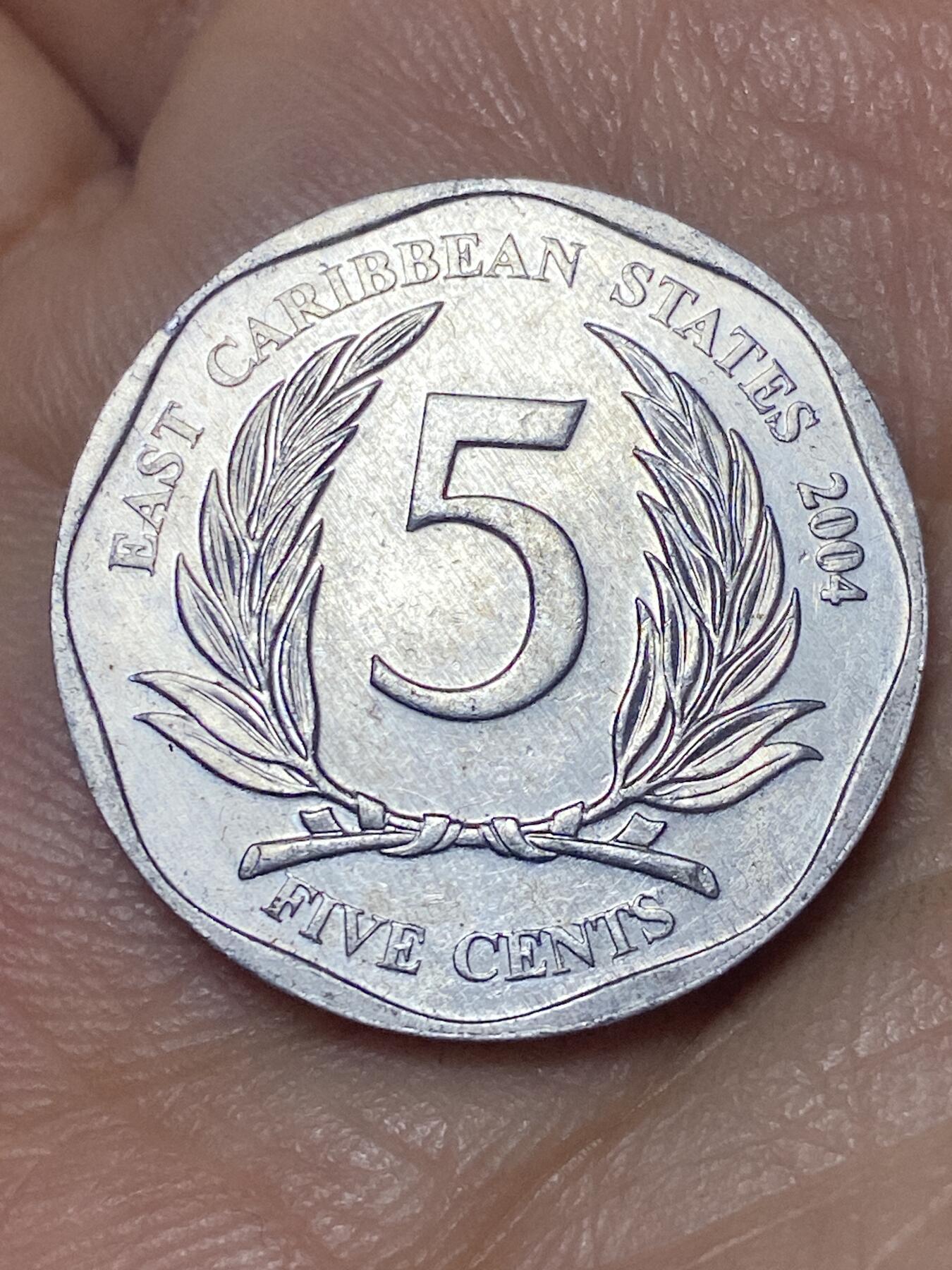 2026年第八场(总第一百七十七场）外国好品散币场(免佣金) 东加勒比2004年5分(伊丽莎白二世老年)