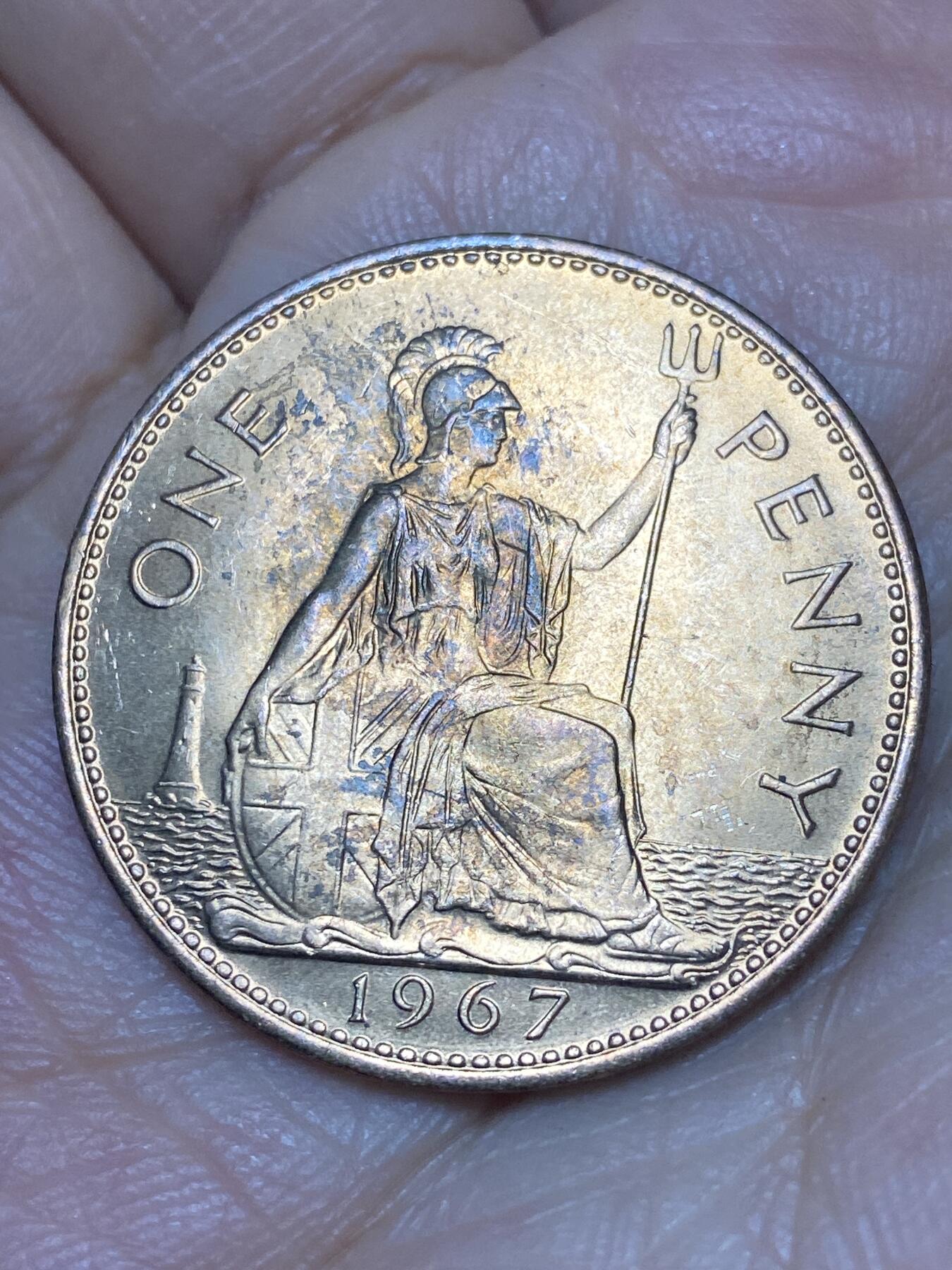 2026年第八场(总第一百七十七场）外国好品散币场(免佣金) 英国🇬🇧1967年1便士(伊丽莎白二世青年桂冠第二版，普制币关门年)