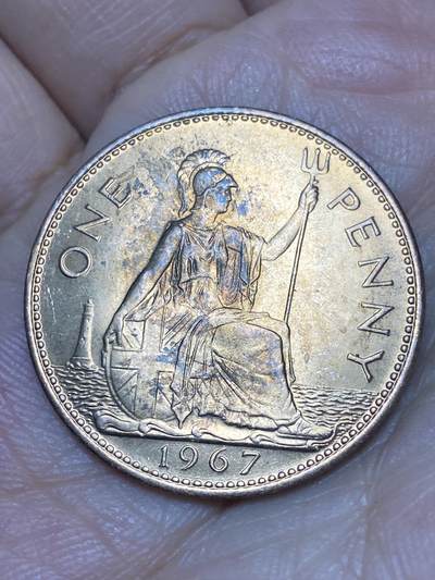 2026年第八场(总第一百七十七场）外国好品散币场(免佣金) - 英国🇬🇧1967年1便士(伊丽莎白二世青年桂冠第二版，普制币关门年)