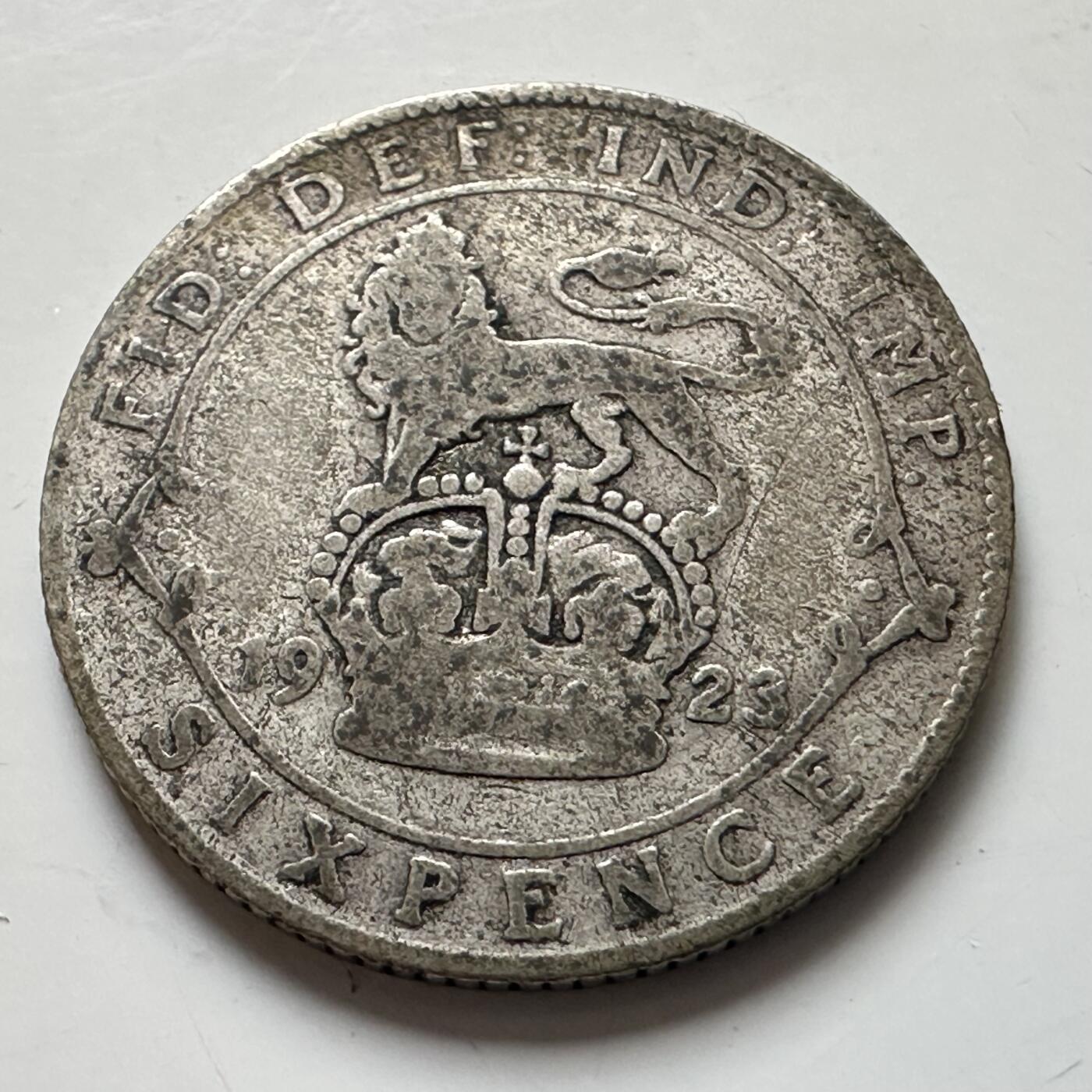 🌹外币初藏🌹🐯2026年第8场  每周二四六晚8️⃣点 接代拍 英国1923年6便士银币 2.8克50%银