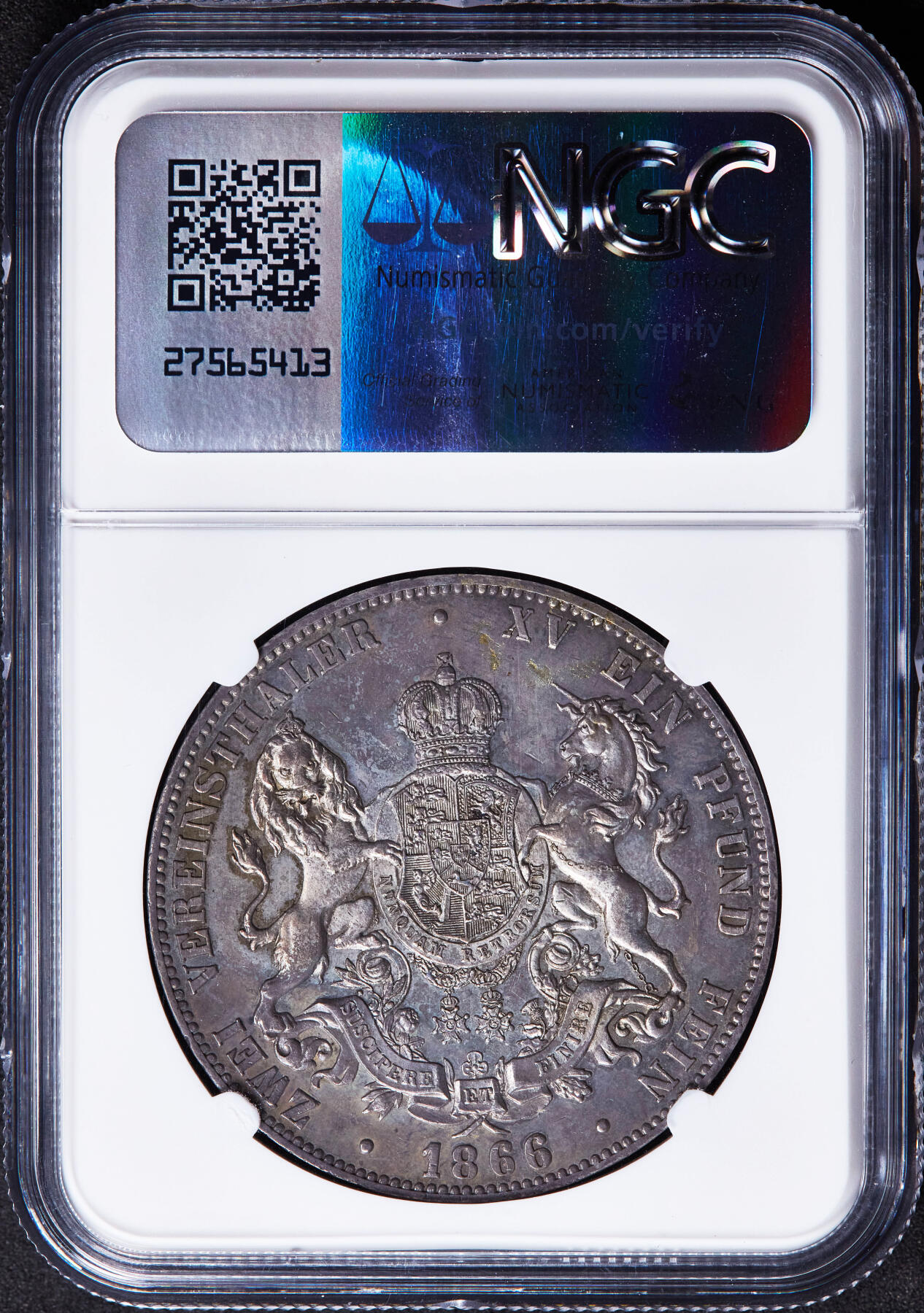 【俄甄集藏】“万象更新、马呈祥瑞”迎新春俄甄精品场-2026年(047)01-21 星期三 晚 19:30 全场包邮 德国汉诺威1866年格奥尔格五世B版双神兽盾徽2泰勒大银币，NGC MS62，酱彩老包浆，名誉品种