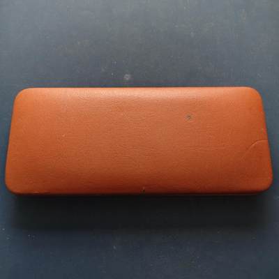 【全场包邮】纯粹捡漏拍495场-持续更新中 - 澳大利亚1997年10元悉尼地标2枚盒装纪念银币-盒证全