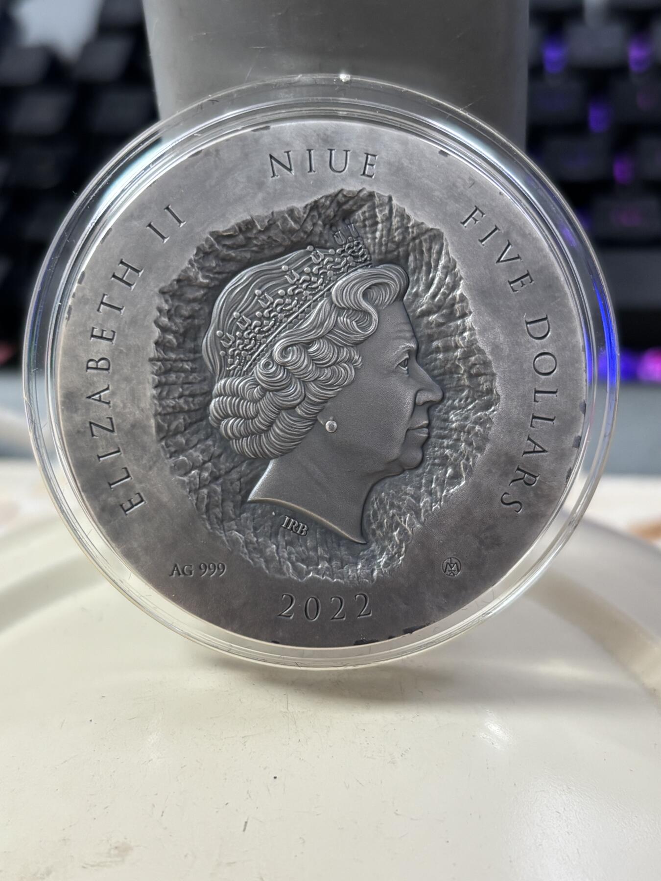 第188期拍卖 纽埃2022年雕塑系列1大卫2盎司高浮雕仿古纪念银币，999银，发行500枚