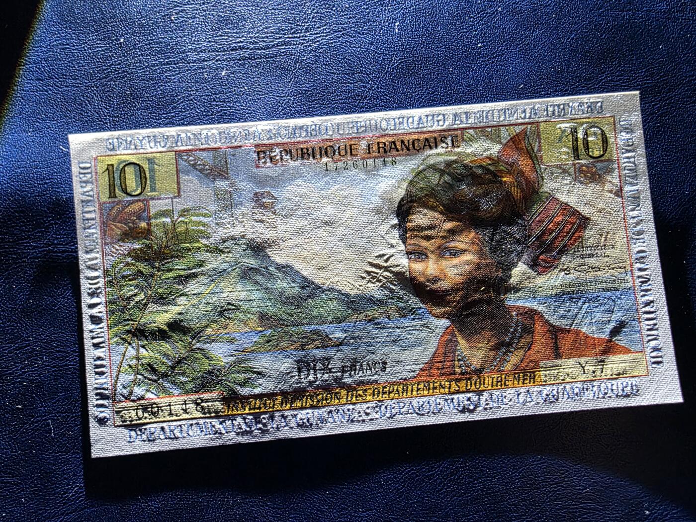 叁拾收藏第34期 法属安的列斯10法郎  UNC