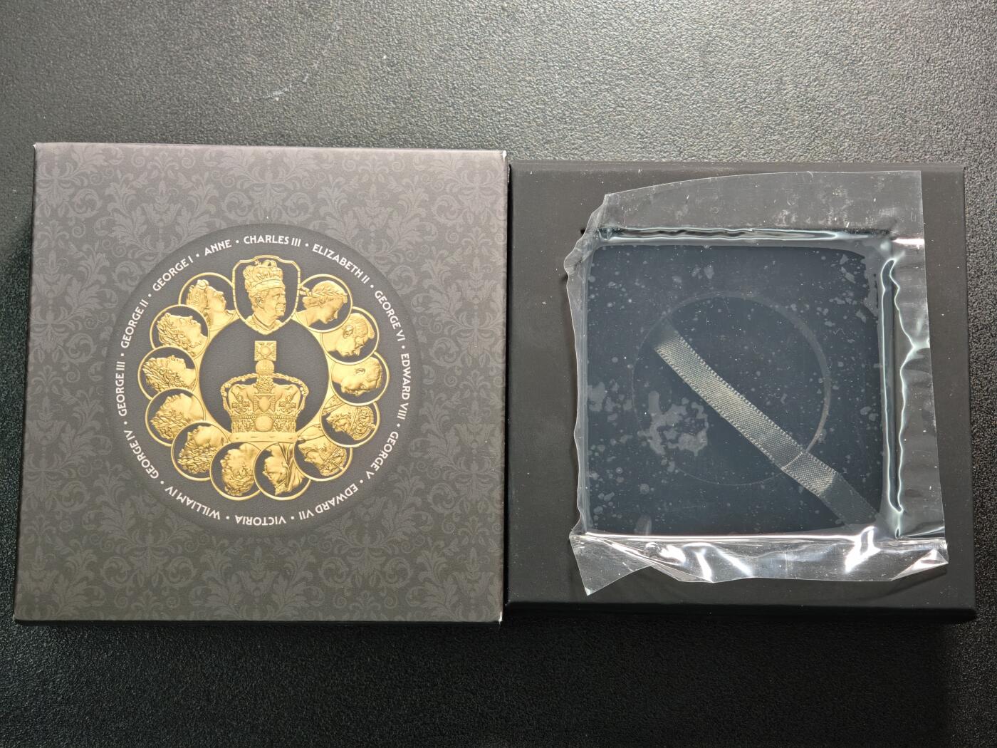 【德藏】世界币章拍卖第162期（拍品征集中~欢迎藏友联系） 2025年 纽埃英国君主局部镀金1元精制纪念银币 原盒 带证书 1盎司 999银 发行量500枚