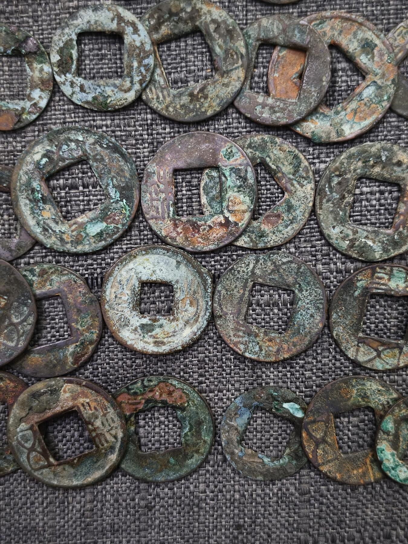 107期新疆红钱粟特钱币丝路钱币专场 五铢一组30个