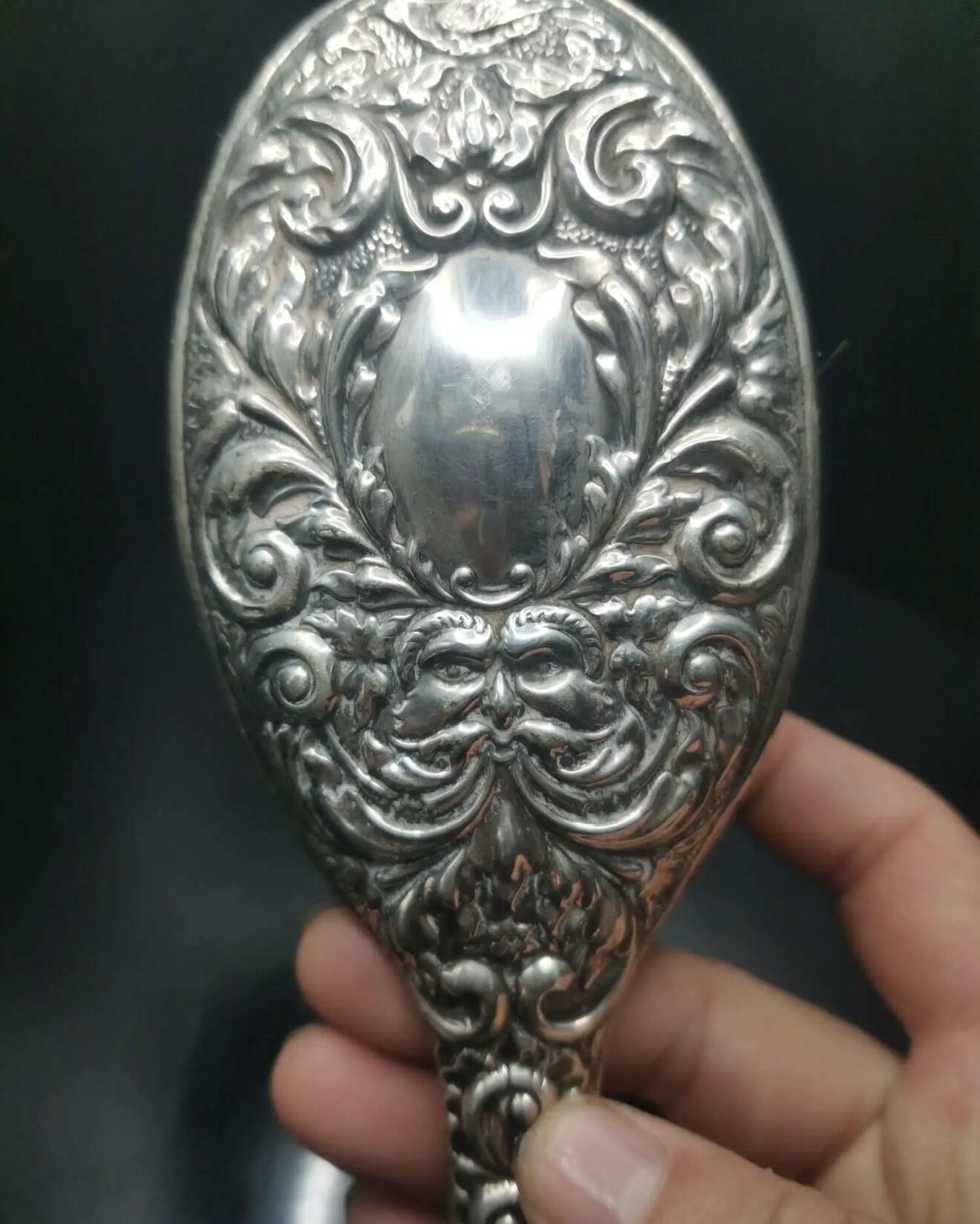 回流银器杂项 173克欧洲20世纪银质手刷，局部点测表面含银92.5%左右，