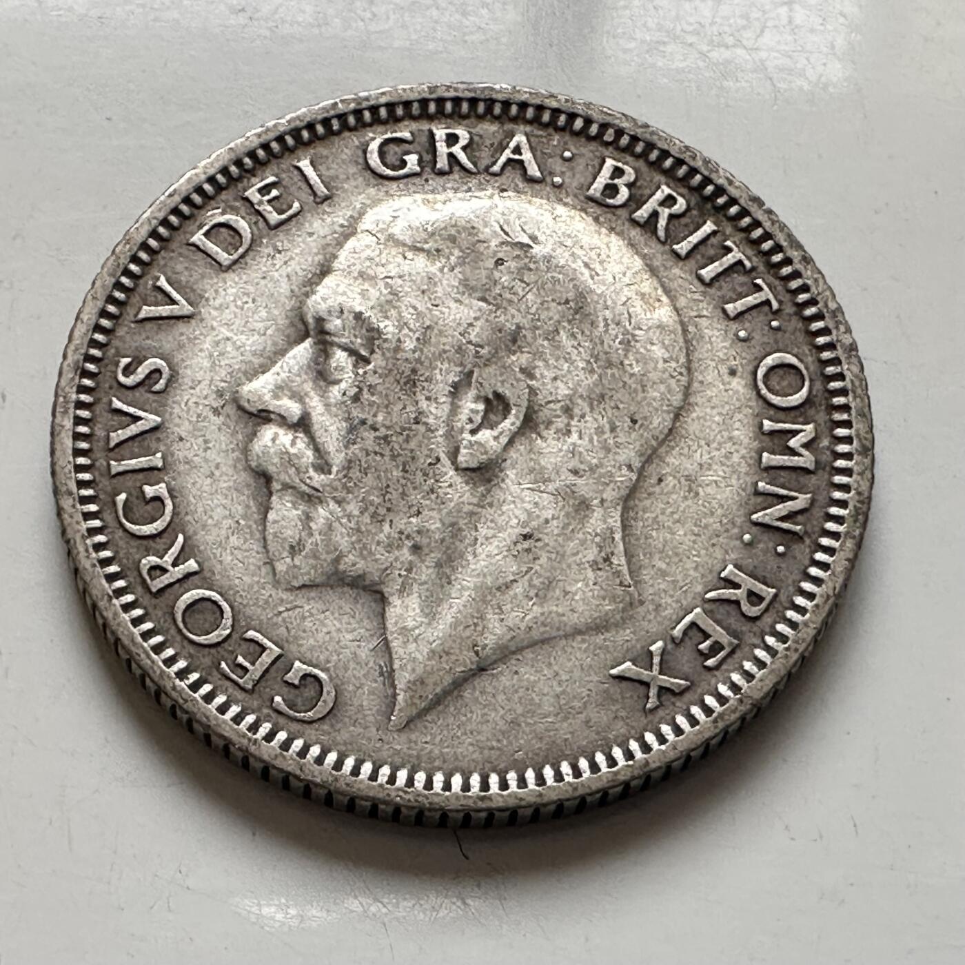 🌹外币初藏🌹🐯2026年第8场  每周二四六晚8️⃣点 接代拍 英国1933年1先令银币 5.65克50%银