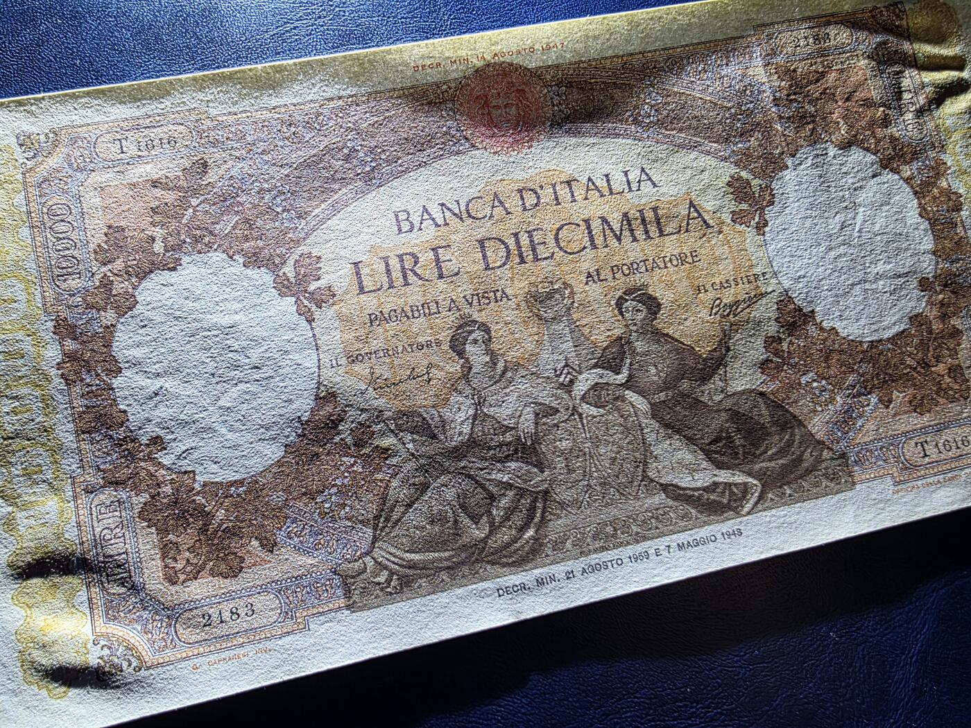 叁拾收藏第34期 意大利1959年10000里拉  AU