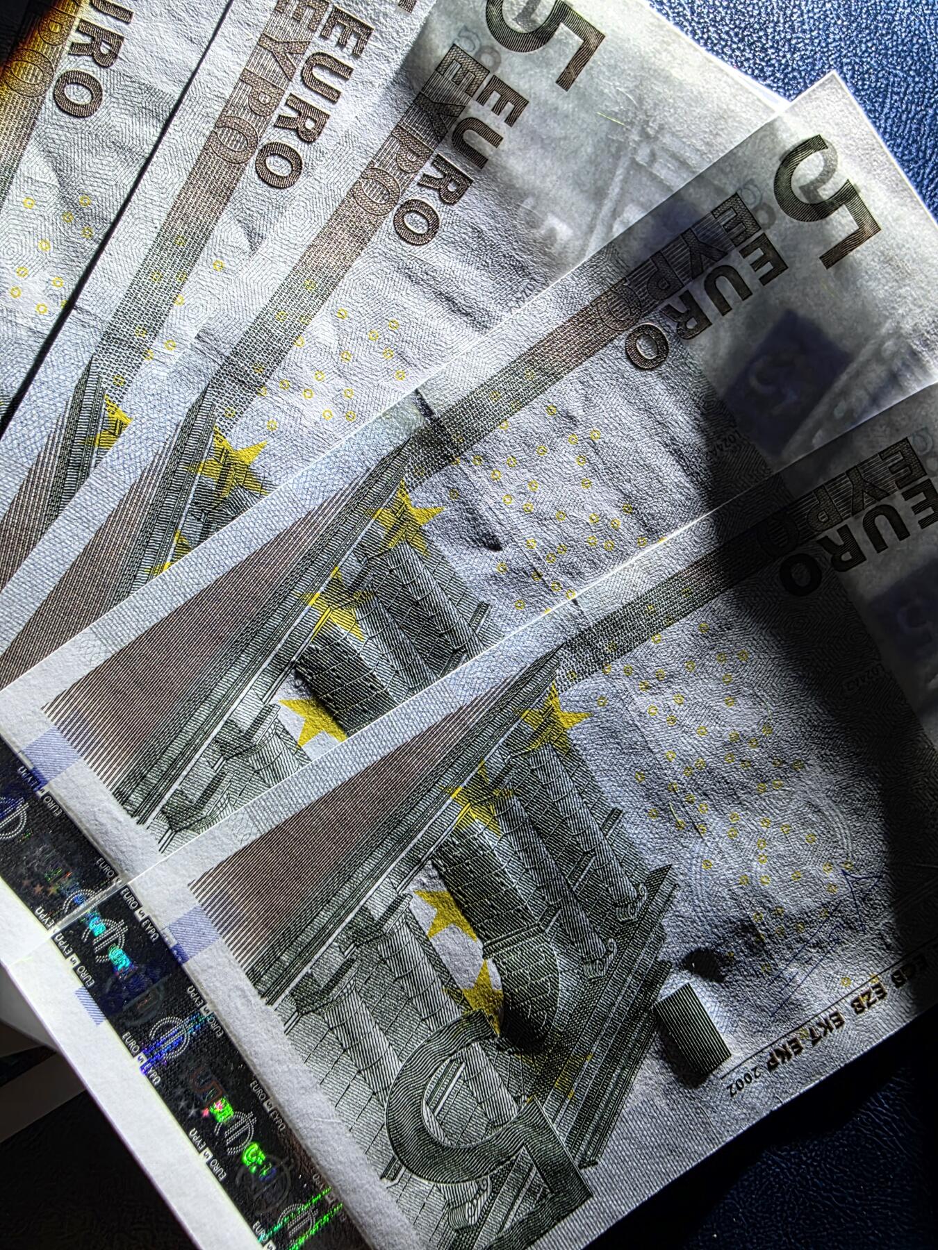 叁拾收藏第34期 法国版2签  5欧元  8张  UNC