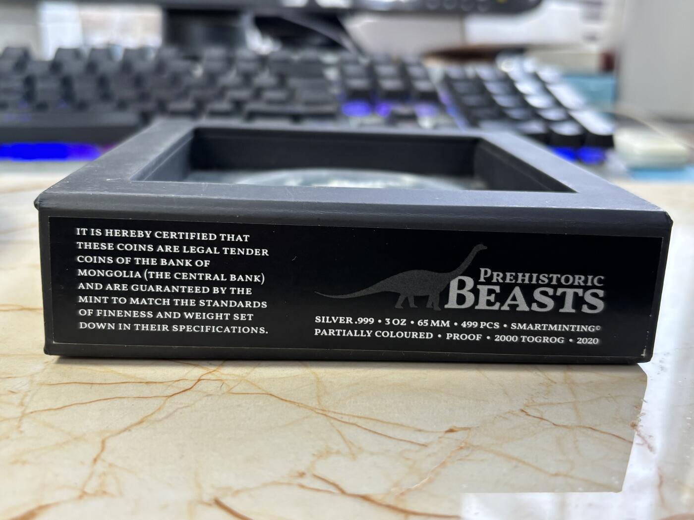 第188期拍卖 蒙古2020年恐龙化石系列3蛇颈龙高浮雕3盎司彩银币，999银，发行999枚，没有外面纸套