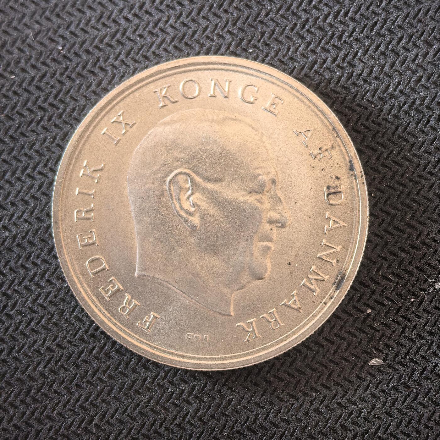 道一币馆币章第一百六十三场 丹麦1967年玛格丽特公主的婚礼10克朗纪念银币  20.4g 800s