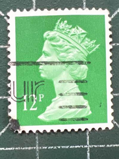 第1102 邮票专场 （无押金，捡漏，全场50包邮，偏远地区除外，接收代拍业务，本店十天发一次货） - 英国女王邮票