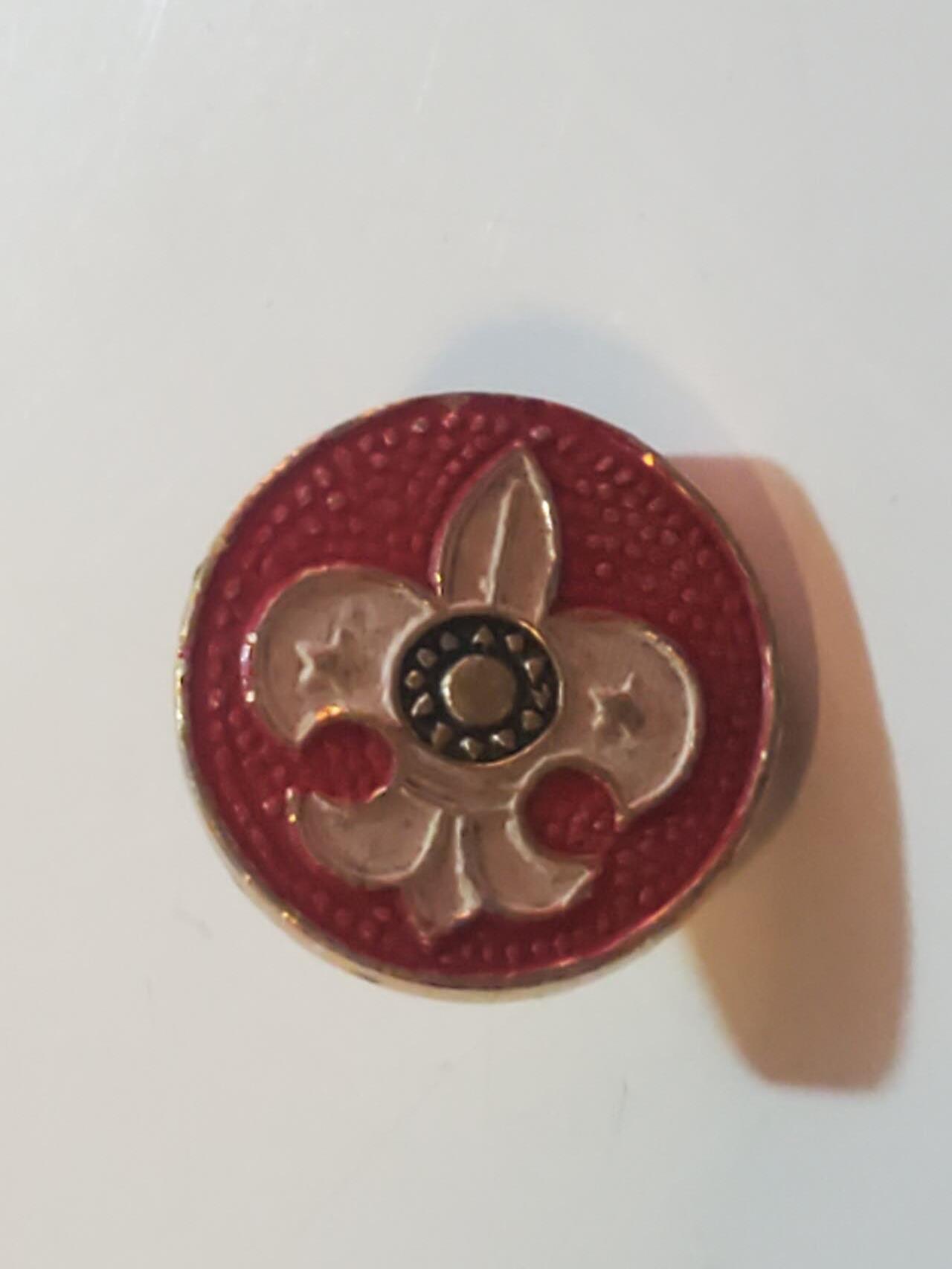 韵星假日拍卖第三十七期 -- Rimey Holidays Auction 37 早期党徽一枚 转轮版本