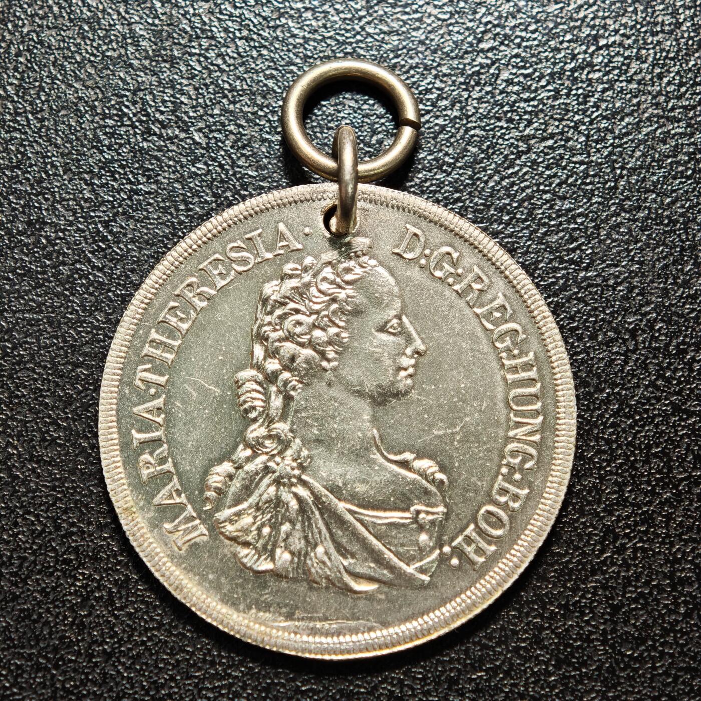 【德藏】世界币章拍卖第162期（拍品征集中~欢迎藏友联系） 1760年(后铸) 奥地利玛丽亚·特雷西亚金属吊坠 直径约：33.4mm；重约：9.7g