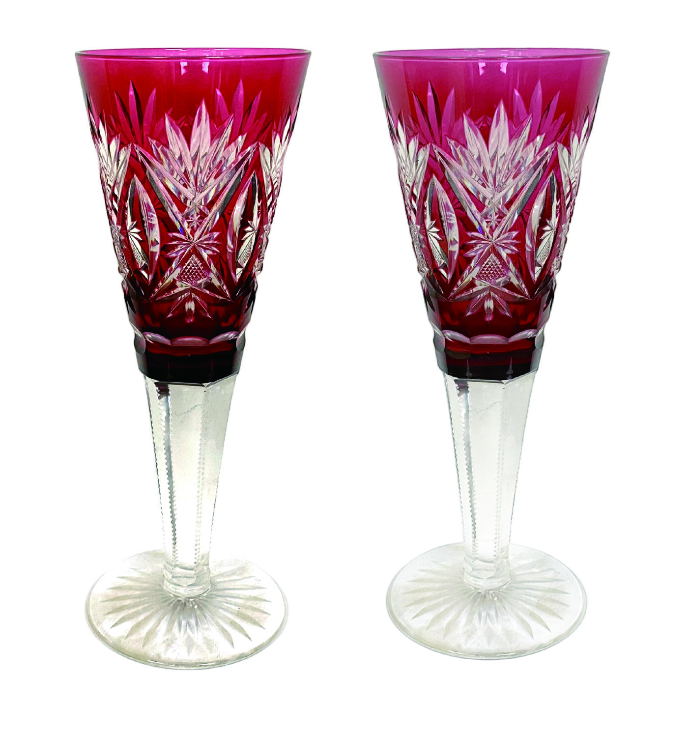 上海拍卖行2025年秋季古董珍玩拍卖会 比利时St.Lambert(圣朗博)手工切割宝石红套色车料水晶圣杯(H:28cm)