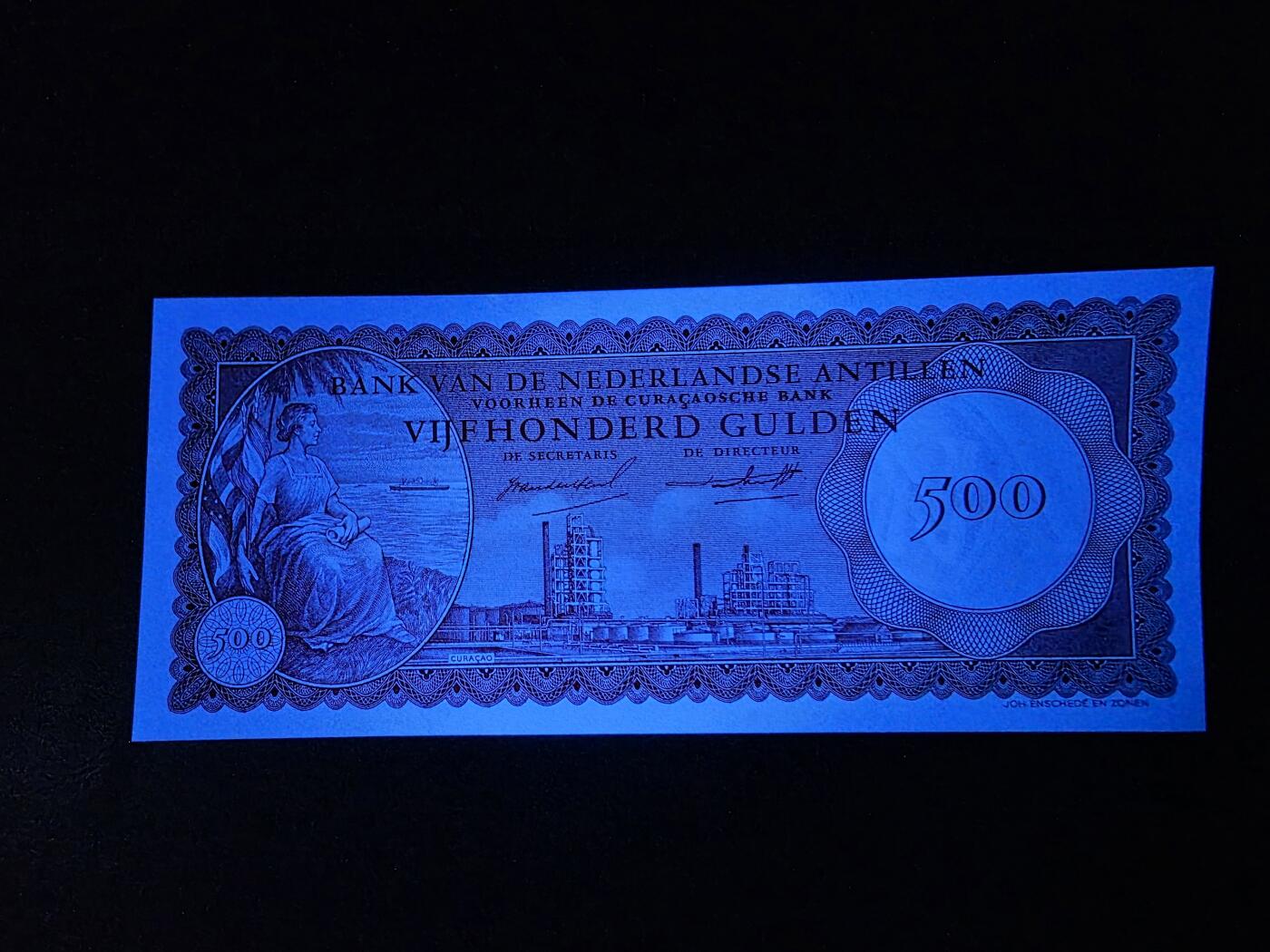 叁拾收藏第34期 安的列斯1962年500盾  UNC