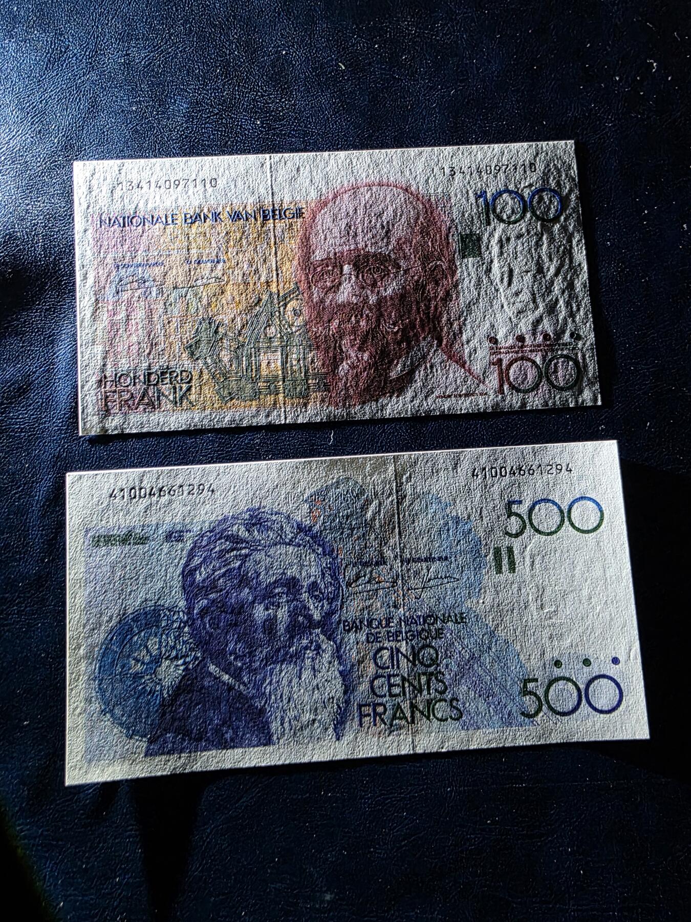 叁拾收藏第34期 比利时倒二版2张  UNC