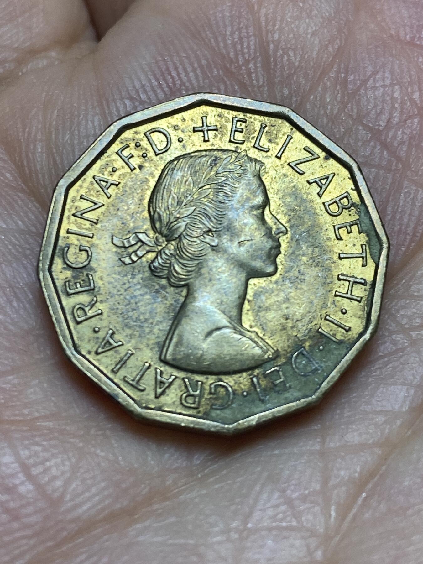 2026年第八场(总第一百七十七场）外国好品散币场(免佣金) 英国🇬🇧1960年3便士(伊丽莎白二世青年桂冠第二版)