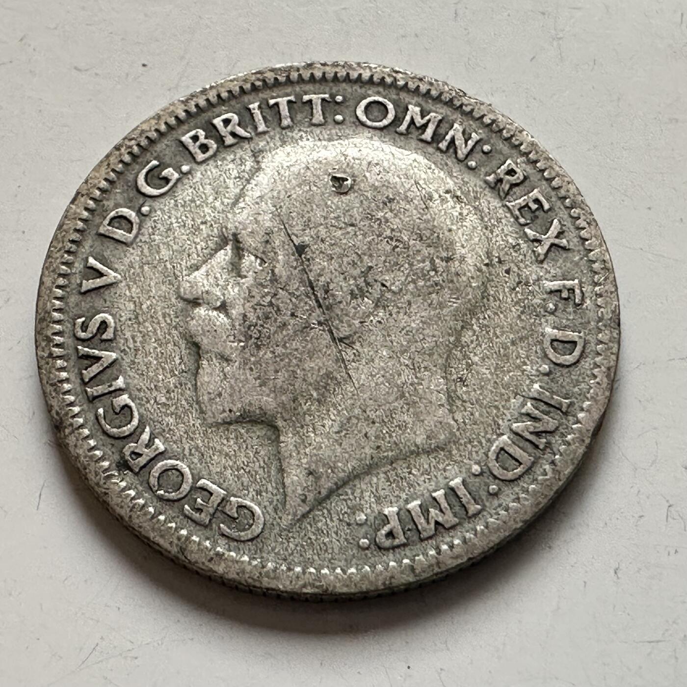 🌹外币初藏🌹🐯2026年第8场  每周二四六晚8️⃣点 接代拍 英国1934年6便士银币 2.8克50%银