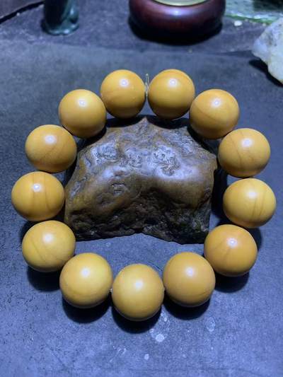 精美毕业级棱橄榄核圆珠手串一条， - 精美毕业级棱橄榄核圆珠手串一条，