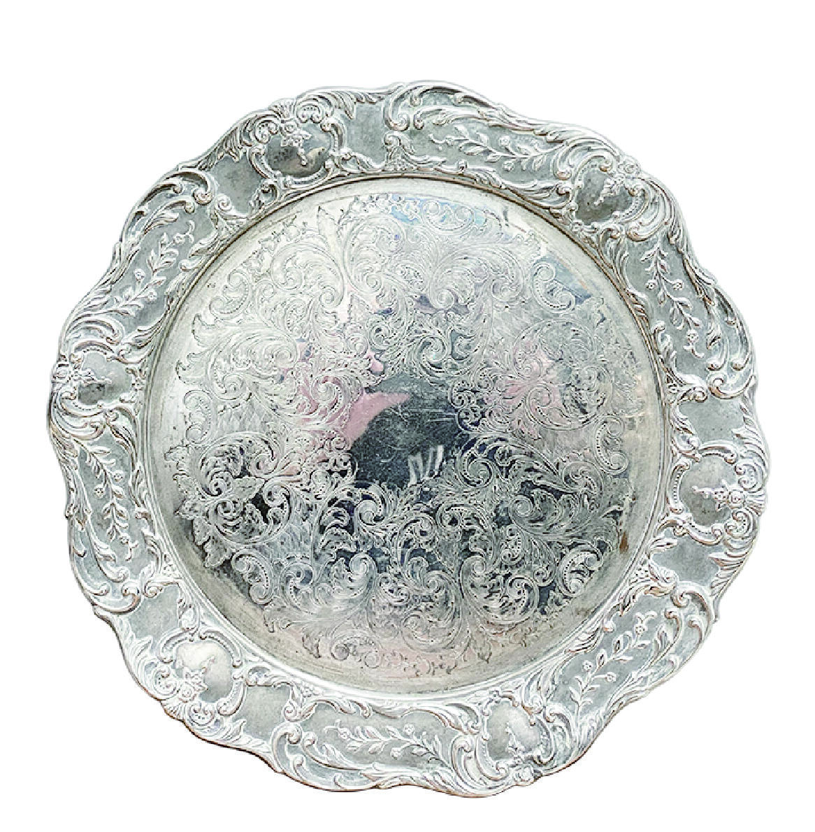 上海拍卖行2025年秋季古董珍玩拍卖会 19世纪英国镀银雕花果盘(直径:33cm)