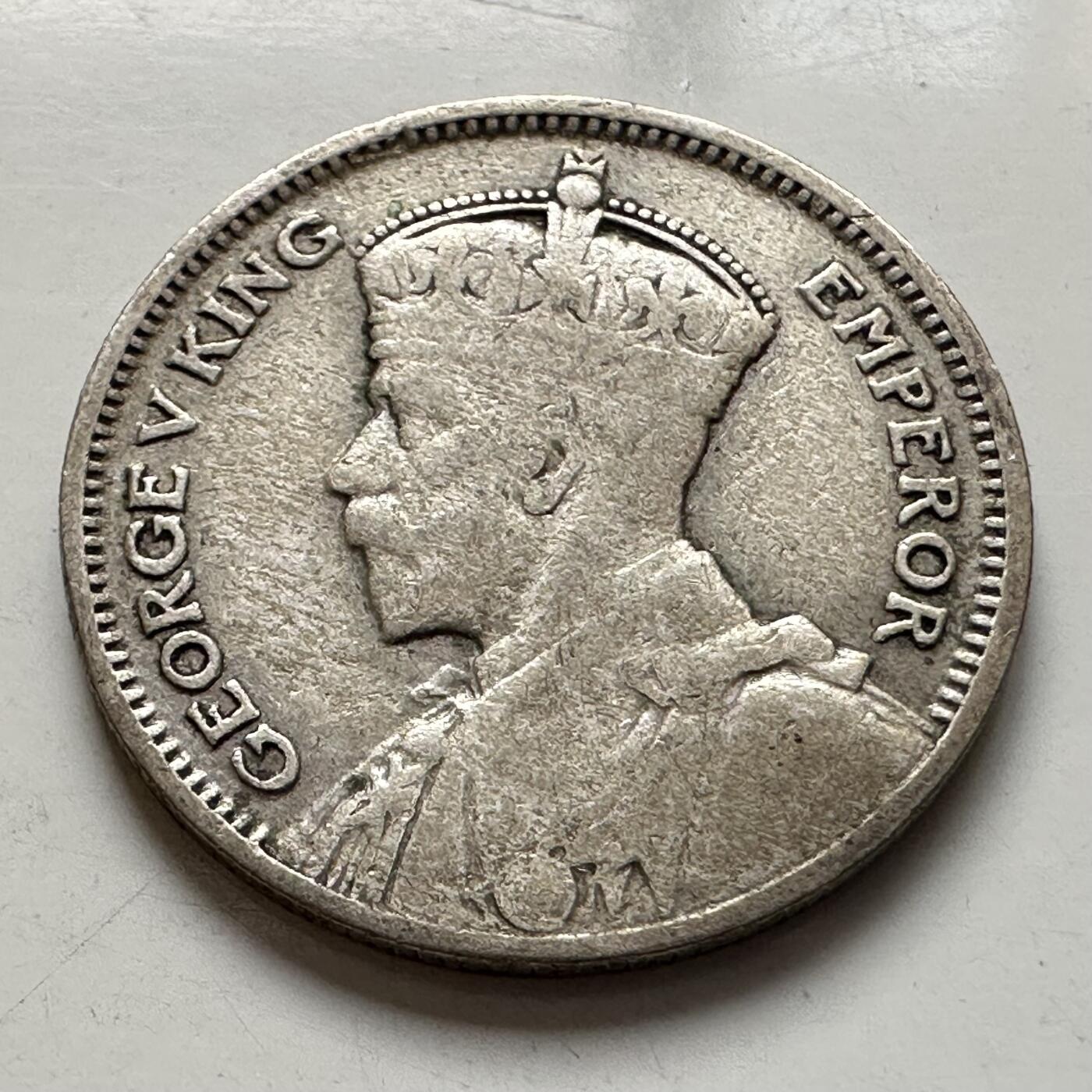 🌹外币初藏🌹🐯2026年第8场  每周二四六晚8️⃣点 接代拍 新西兰1936年六便士银币 2.83克50%银