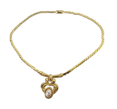 上海拍卖行2025年秋季古董珍玩拍卖会 - Christina Dior Vintage项链