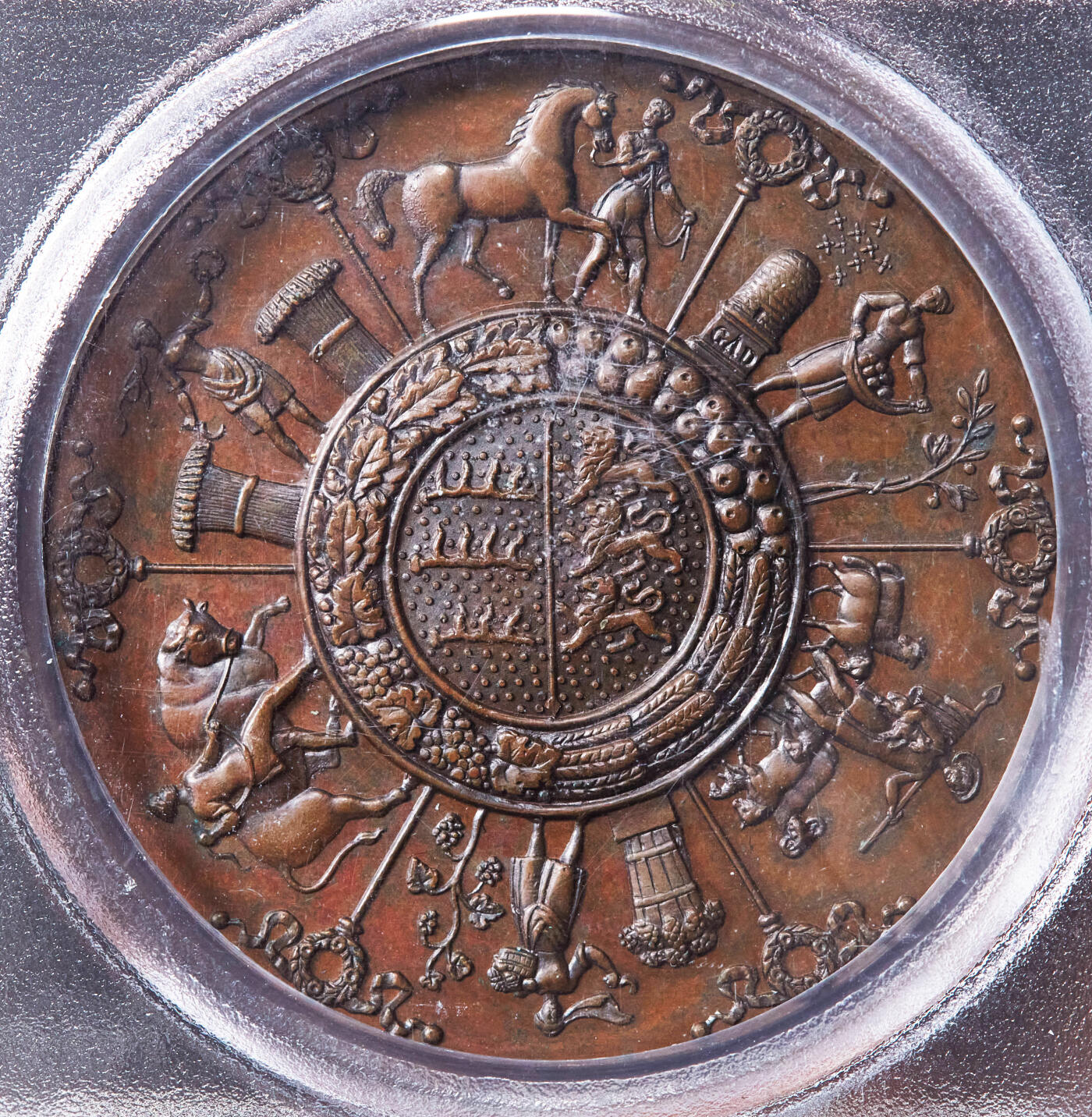 【俄甄集藏】“万象更新、马呈祥瑞”迎新春俄甄精品场-2026年(047)01-21 星期三 晚 19:30 全场包邮 德国符腾堡1816-1864年农业功绩铜质奖章，PCGS SP64，巧克力包浆，高浮雕，唯一冠军分数，设计华丽，少见品种