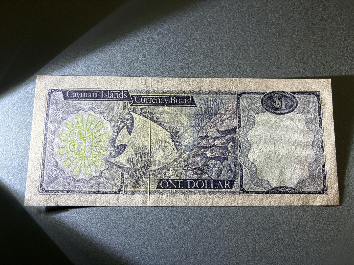 咖啡豆•收藏 2026年Jan_21th世界各国纸币拍卖 开曼 1971年 1元 全新UNC 外国纸币 女王钞