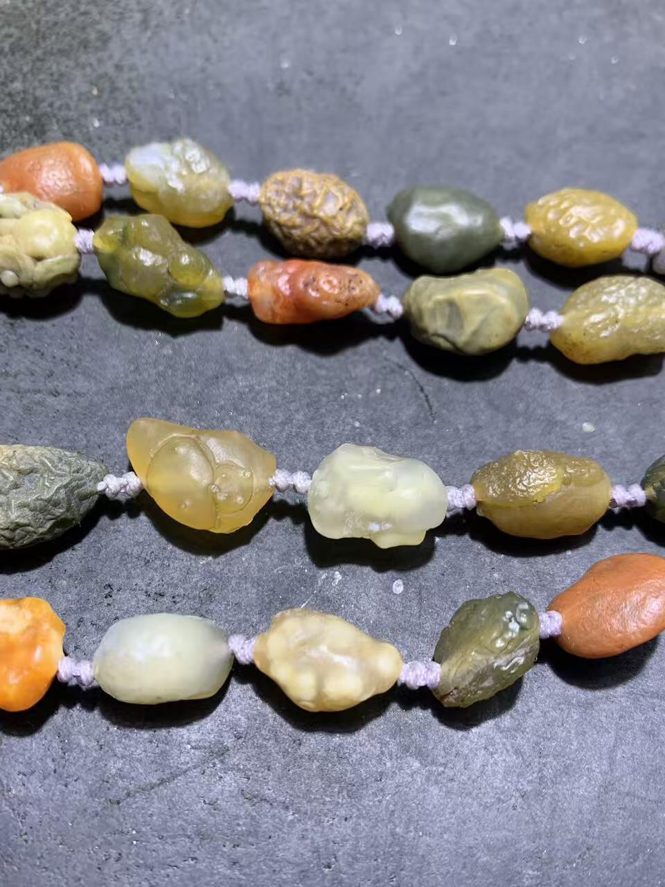 精美阿拉善多彩筋脉石玛瑙高玉化鱼籽纹吊坠项链一条，