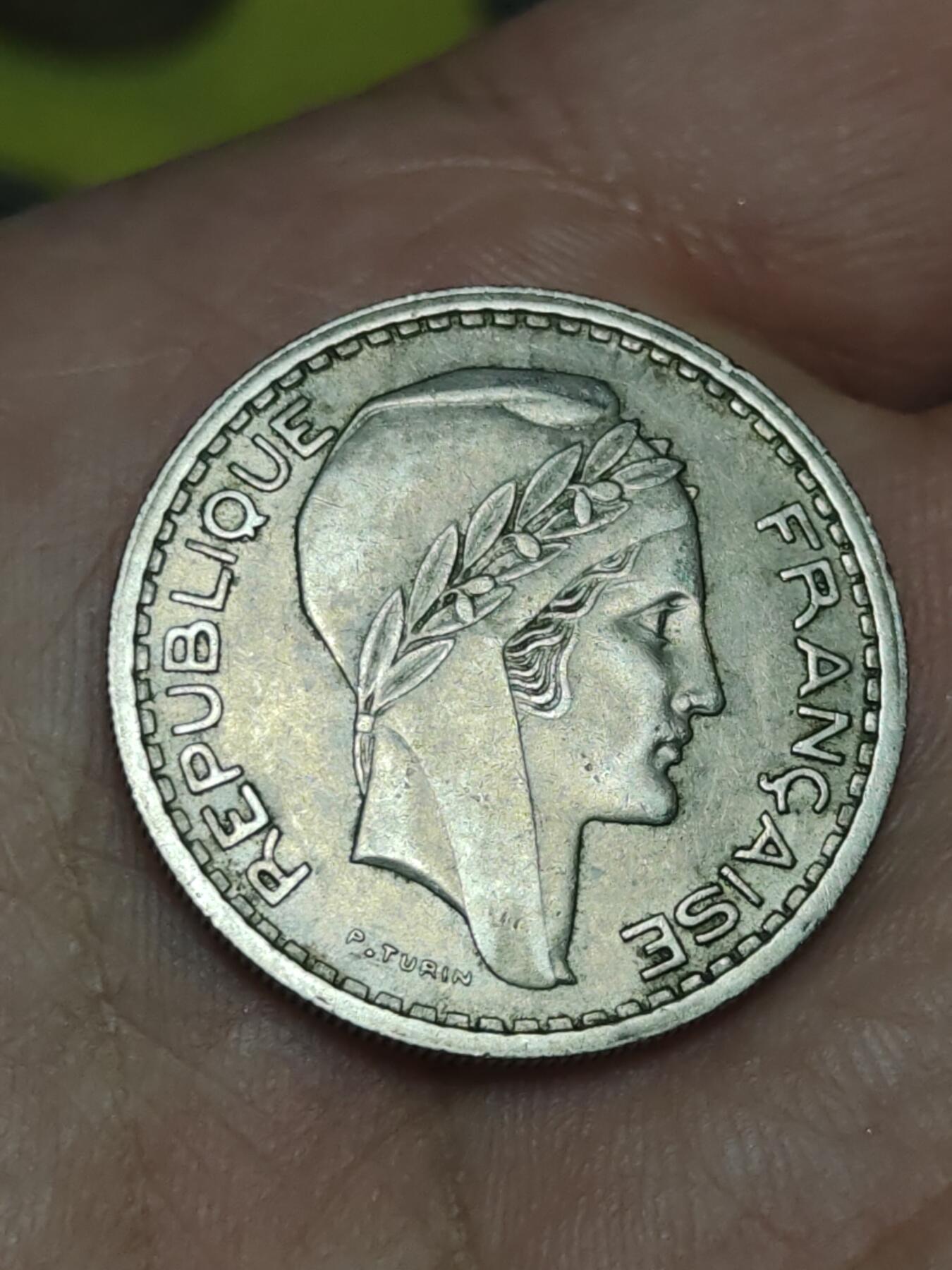 2026年第八场(总第一百七十七场）外国好品散币场(免佣金) 法兰西第四共和国1948年10法郎(小头版，仅发行3年)