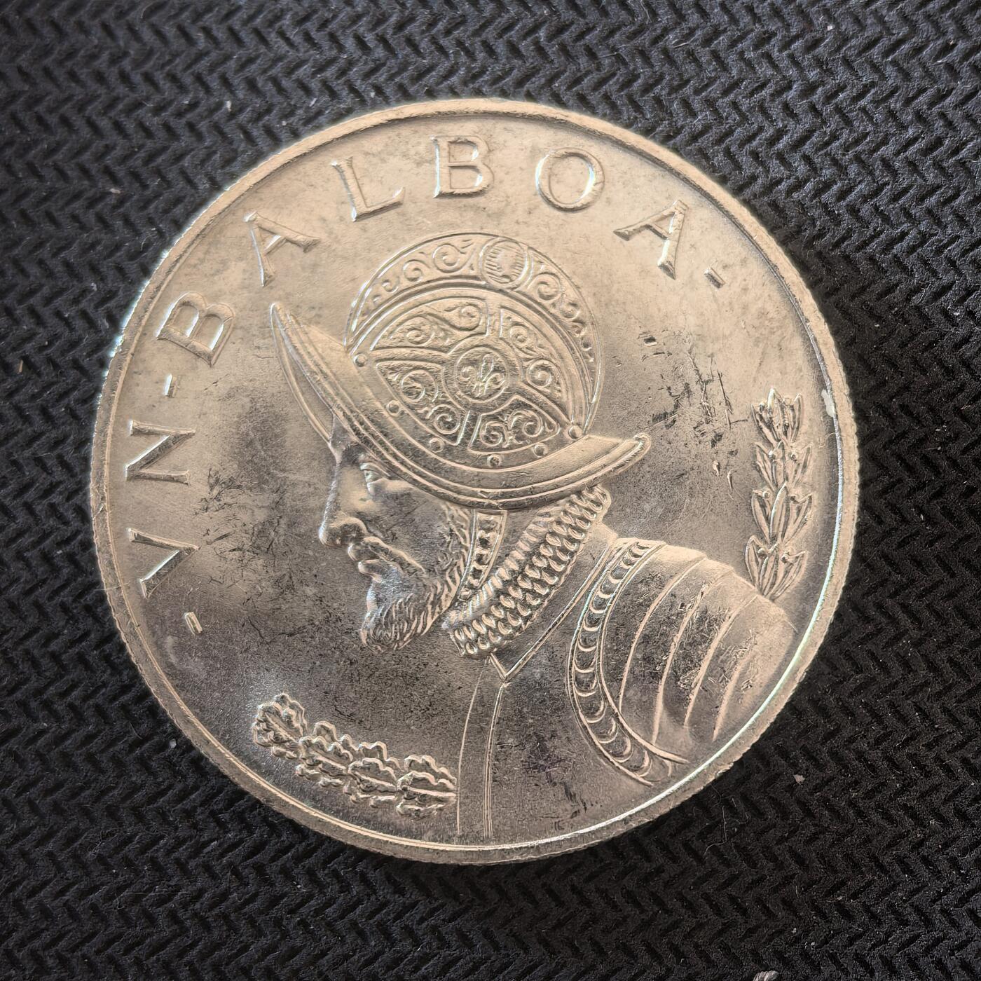 道一币馆币章第一百六十三场 巴拿马1966年征服者武士1巴波亚银币  26.7g 900s