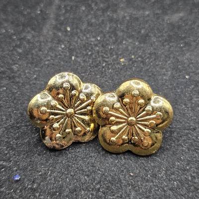 0元起拍勋章 第326期 咸鱼国勋章拍卖专场 1月18日（周日）下午6：00开始 - 民国80s校官梅花