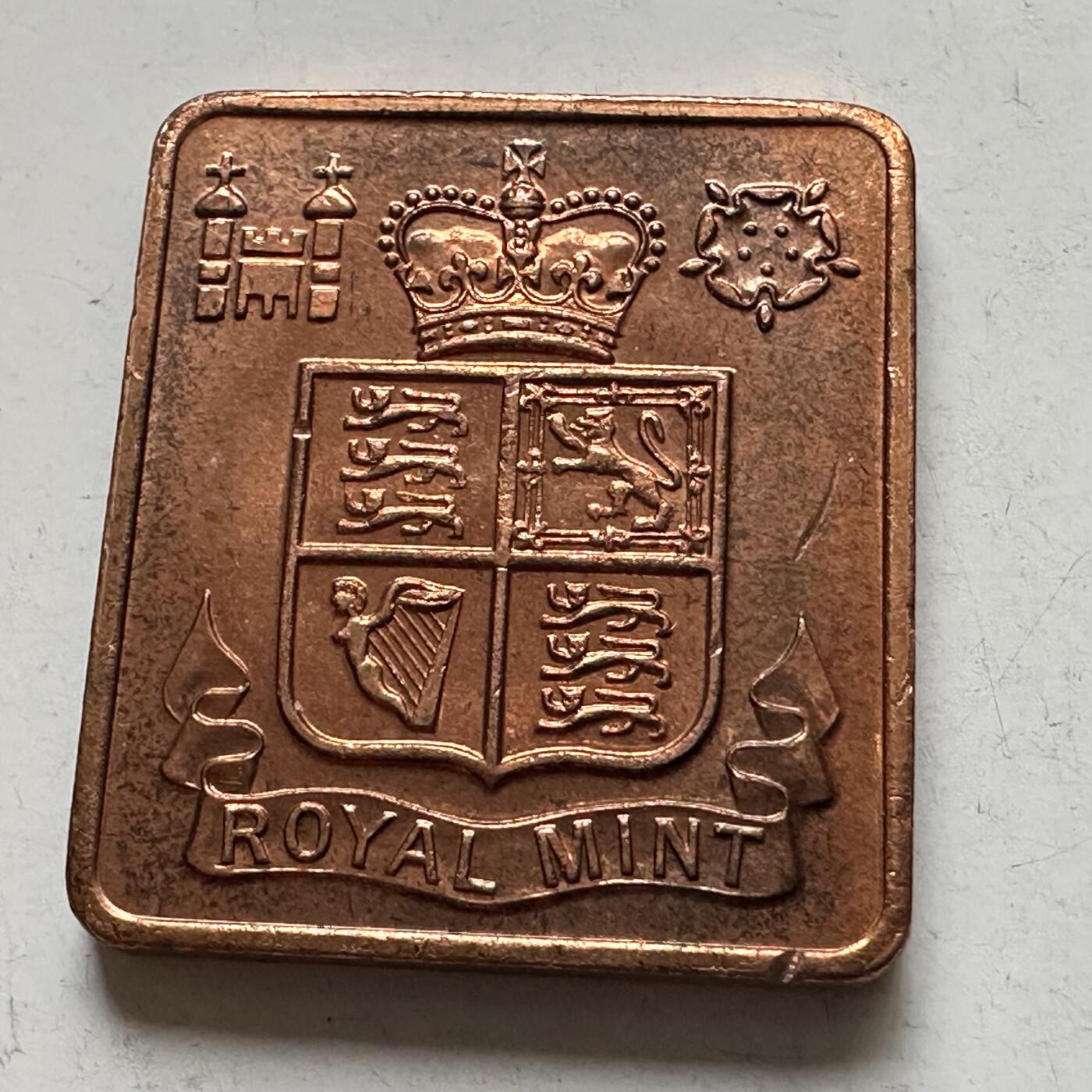 🌹外币初藏🌹🐯2026年第8场  每周二四六晚8️⃣点 接代拍 英国1978年皇家造币厂套币铜章