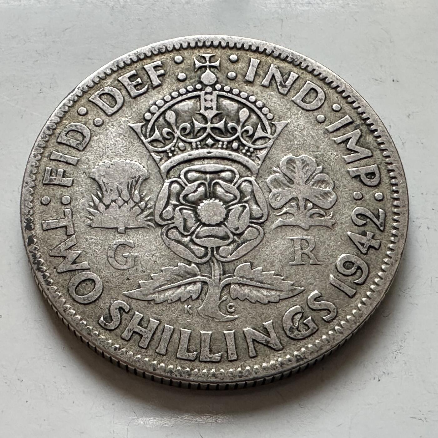 🌹外币初藏🌹🐯2026年第8场  每周二四六晚8️⃣点 接代拍 英国1942年2先令银币 11.3克50%银 b